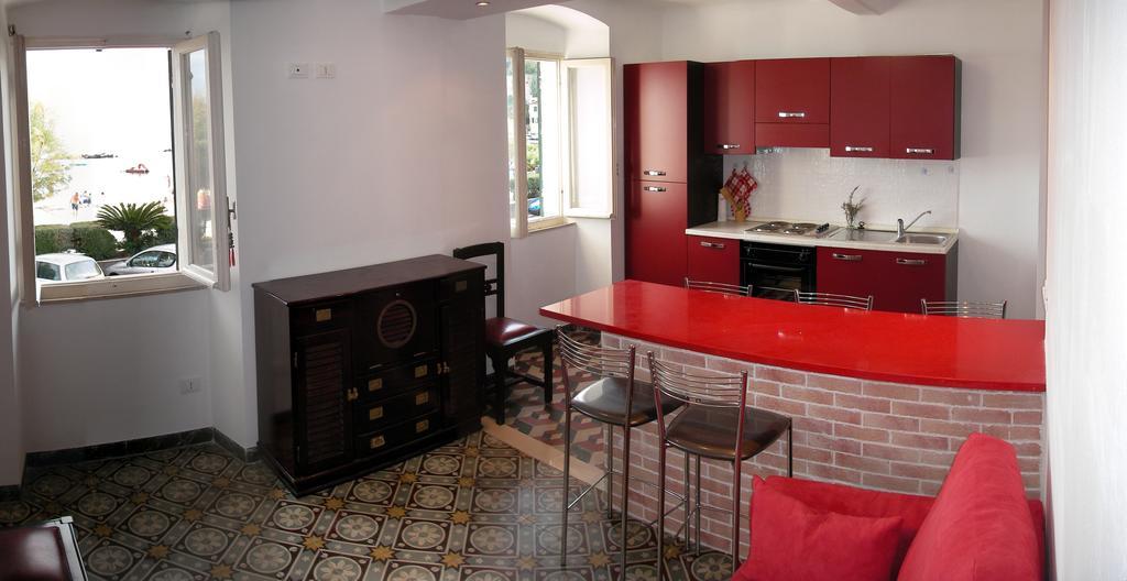 Casa Flora Βίλα San Terenzo Δωμάτιο φωτογραφία