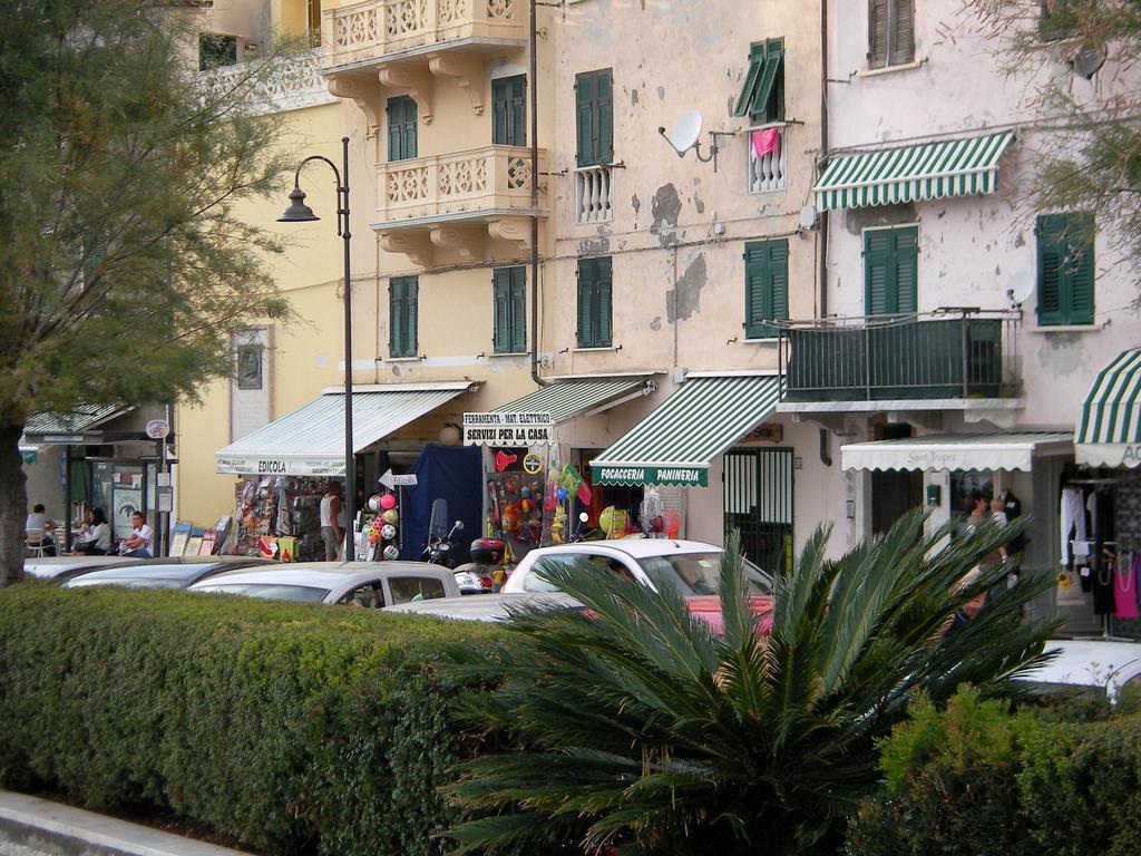 Casa Flora Βίλα San Terenzo Δωμάτιο φωτογραφία